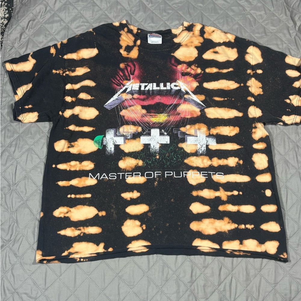 Hanes Metallica tee